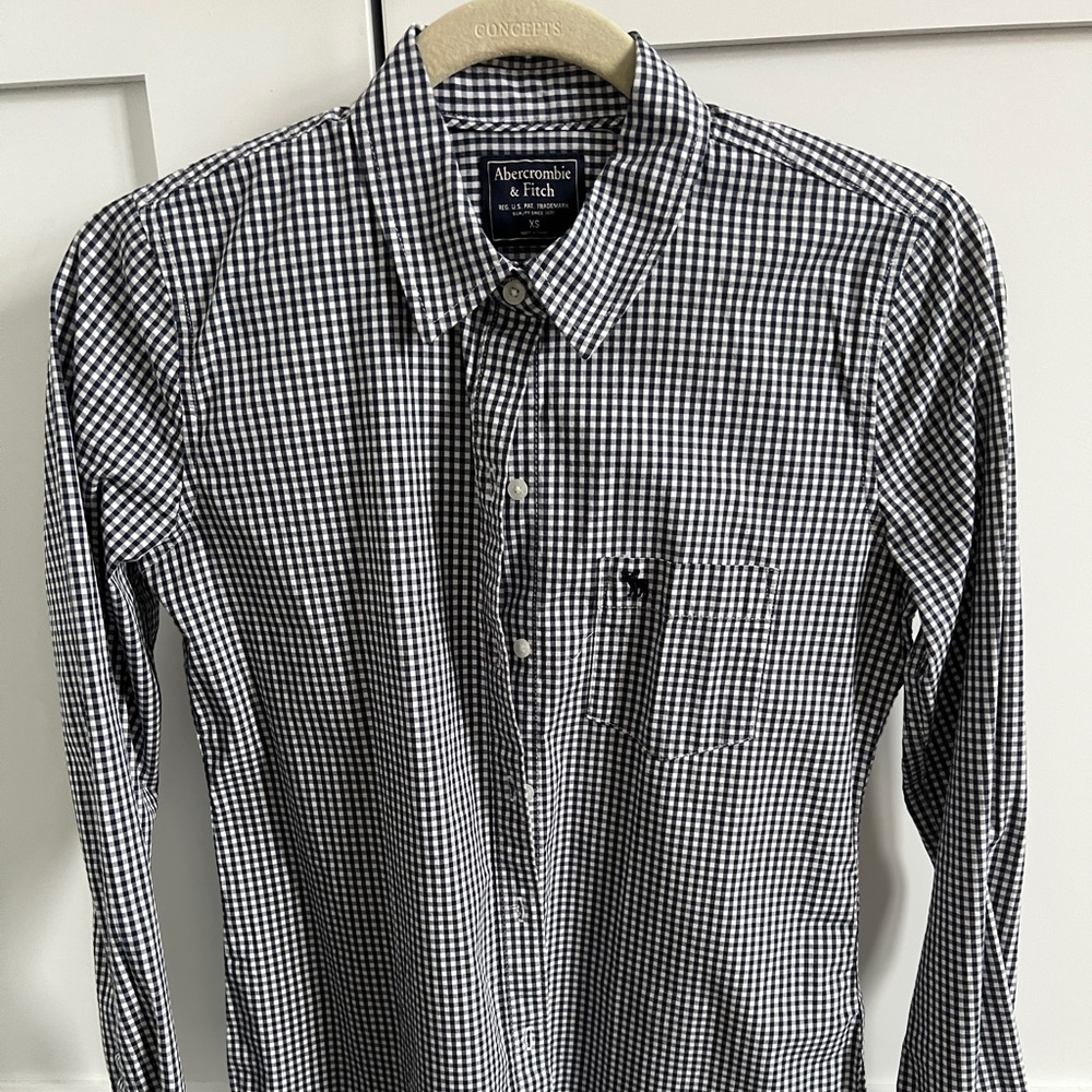 A&F shirt